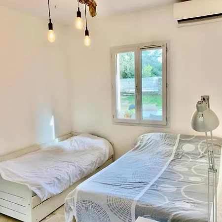 Garrigue Avec Piscine Quartier Planette A Βίλα Νιμ