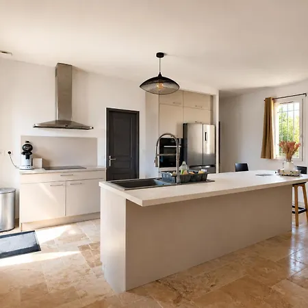 Villa Garrigue Avec Piscine Quartier Planette à Nîmes