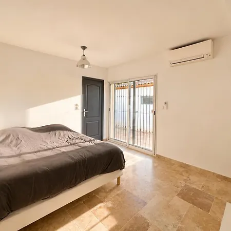 Garrigue Avec Piscine Quartier Planette à Villa Nîmes